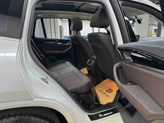 BMW X3 — Фото автомобиля 22