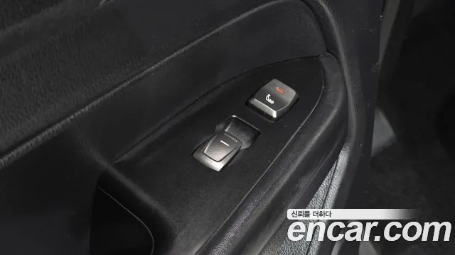 KG_Mobility_Ssangyong Rexton Новый Rexton Sport Дизель 2.2 4WD — Фото автомобиля 17