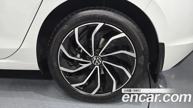 Volkswagen Golf Golf 8 поколение 2.0 TDI Prestige — Фото автомобиля 21