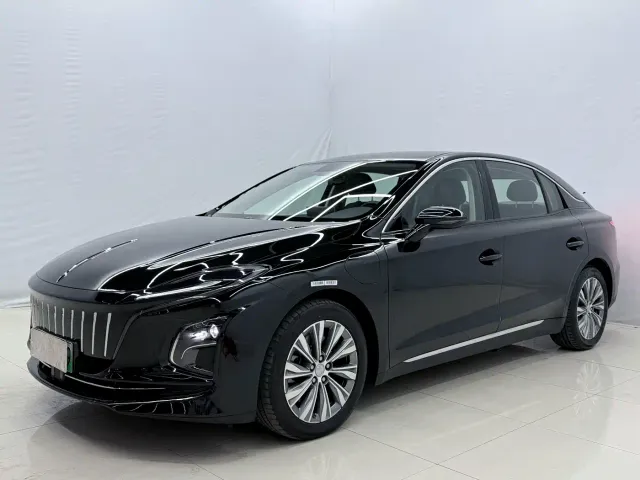 Фотография автомобиля — Hongqi E-QM5