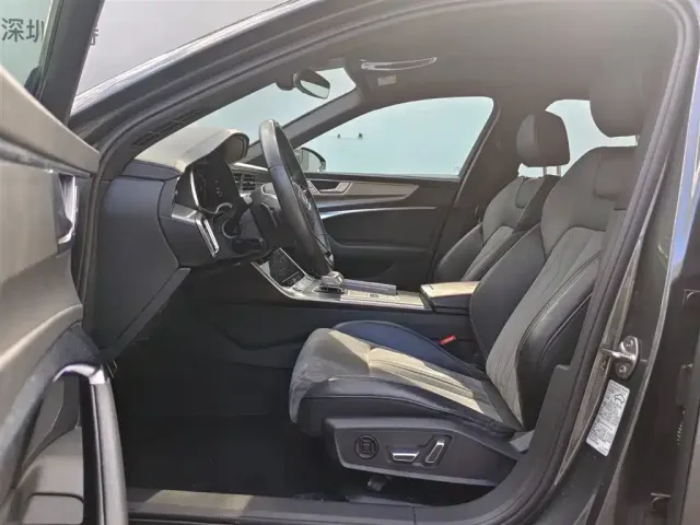 Audi A6L — Фото автомобиля 15