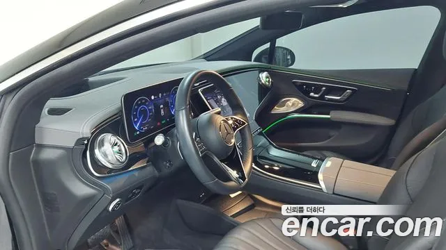 Mercedes-Benz EQS — Фото автомобиля 13