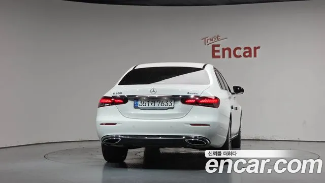 Mercedes-Benz E-Class E-класс W213 E350 4MATIC Exclusive — Фото автомобиля 4