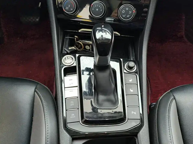 Volkswagen Sagitar — Фото автомобиля 16