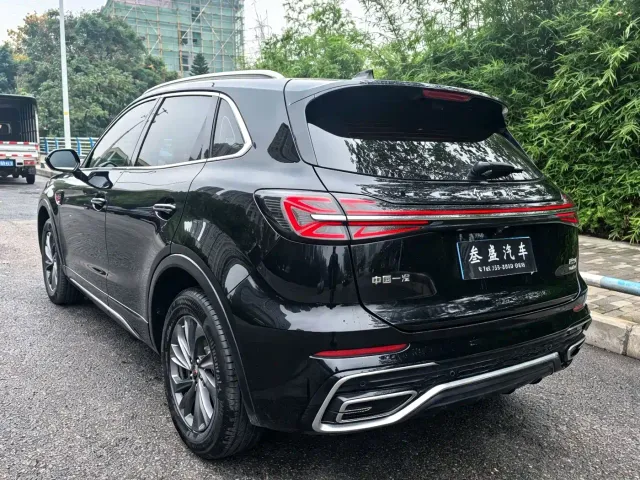 Hongqi HS5 — Фото автомобиля 5