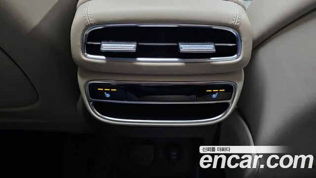 Genesis GV80 2.5T Бензин 2WD — Фото автомобиля 19
