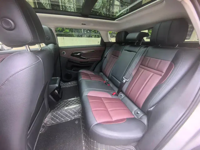 Land Rover Range Rover Evoque — Фото автомобиля 11