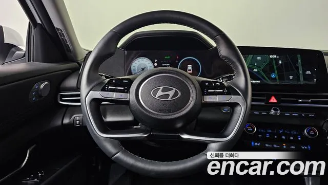 Hyundai Avante CN7 — Фото автомобиля 15
