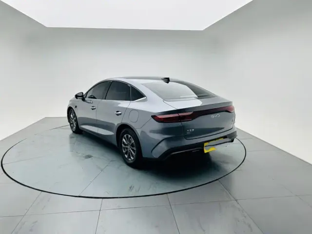 BYD Qin L — Фото автомобиля 4