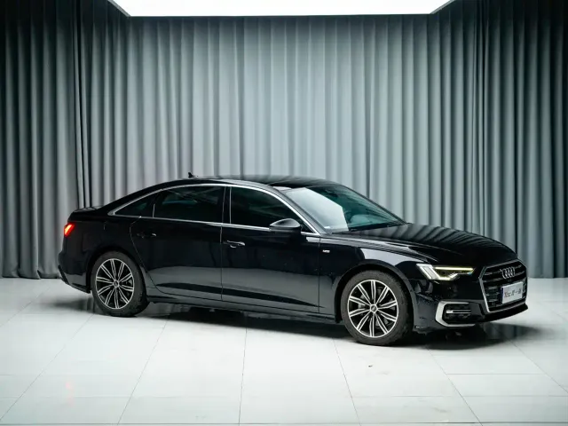 Audi A6L — Фото автомобиля 3