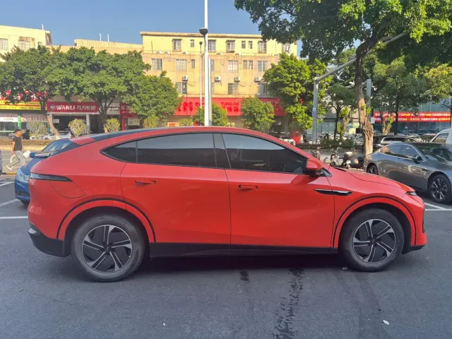 Xpeng G6 — Фото автомобиля 7