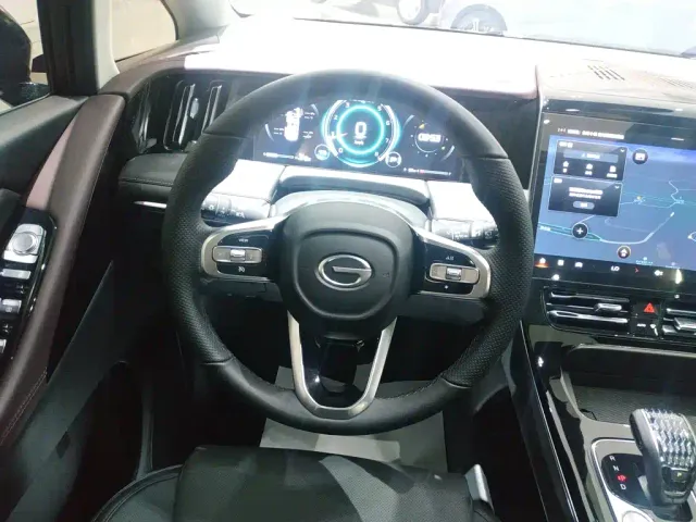 GAC Trumpchi M8 — Фото автомобиля 10