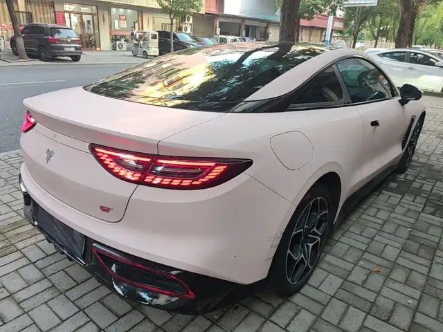 Hozon Neta GT — Фото автомобиля 6
