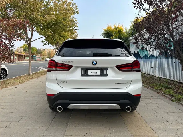 BMW X1 — Фото автомобиля 7