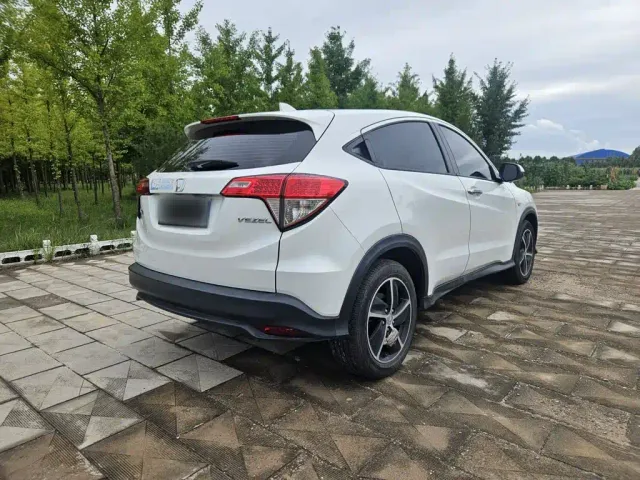 Honda Vezel — Фото автомобиля 7
