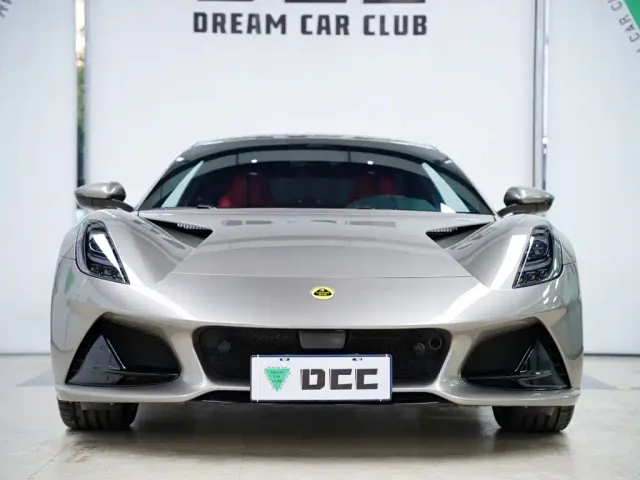 Lotus Emira — Фото автомобиля 16