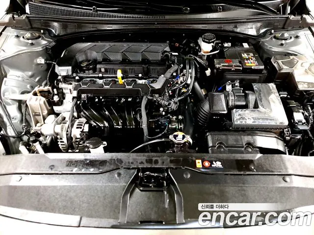 Hyundai Avante CN7 — Фото автомобиля 6
