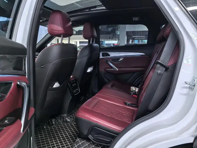 Jetour X70 Plus — Фото автомобиля 8