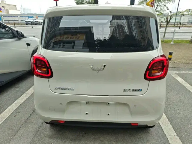 Wuling Hongguang Mini EV — Фото автомобиля 5