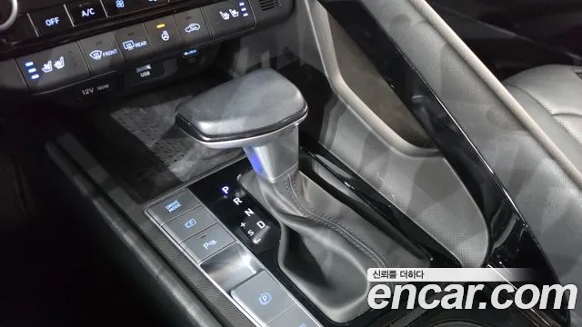 Hyundai Avante CN7 — Фото автомобиля 12