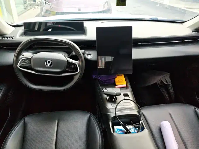 Changan Lamore — Фото автомобиля 12