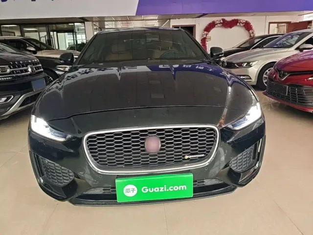 Jaguar XEL — Фото автомобиля 2