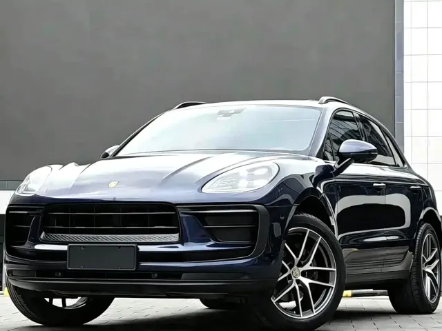 Фотография автомобиля — Porsche Macan
