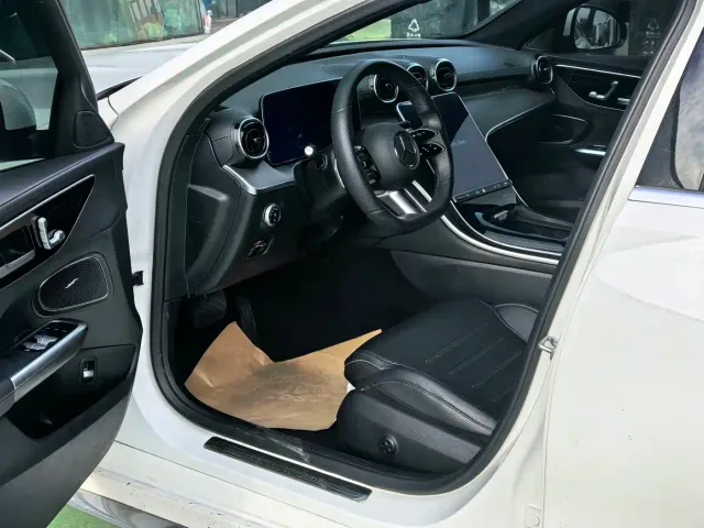 Mercedes-Benz C-Class — Фото автомобиля 4