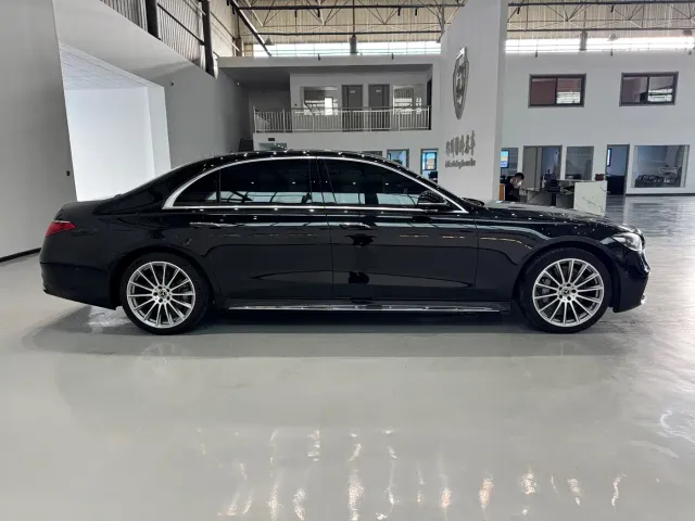Mercedes-Benz S-Class — Фото автомобиля 7