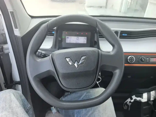 Wuling Motors Hongguang MINIEV 2022 Comfort NMC — Фото автомобиля 10