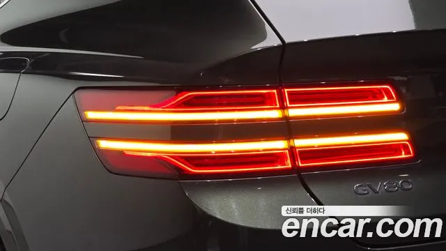Genesis GV80 — Фото автомобиля 23