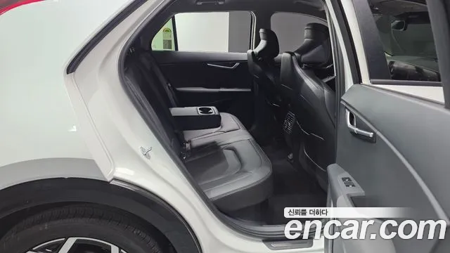 Kia Niro The All New — Фото автомобиля 12