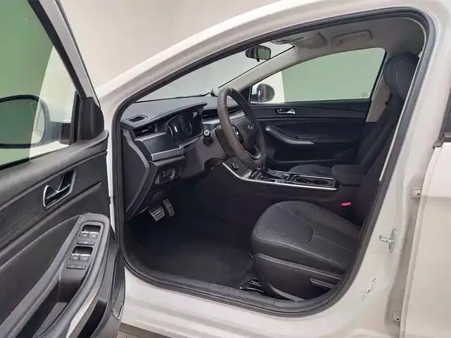 Chery Arrizo 5 — Фото автомобиля 11