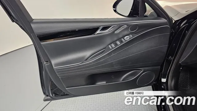 Genesis G80 Бензин 2.5 турбо AWD — Фото автомобиля 24