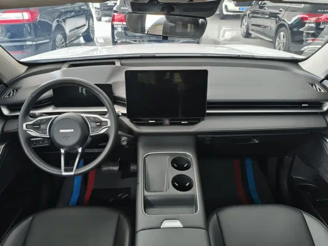 Haval H6 — Фото автомобиля 10