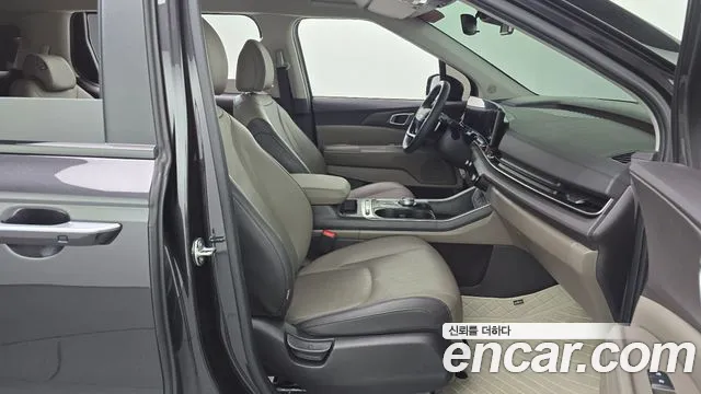 Kia Carnival 4th Gen — Фото автомобиля 16