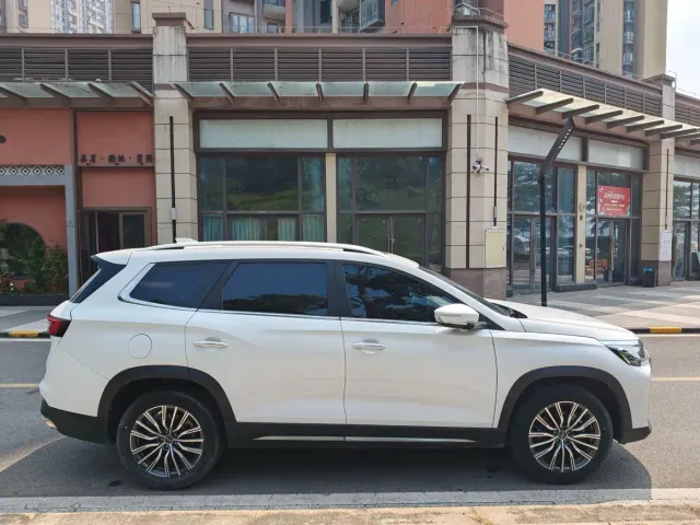 Jetour X90 Plus — Фото автомобиля 4