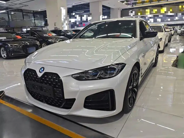 Фотография автомобиля — BMW 4 Series