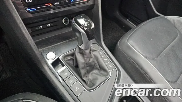 Volkswagen Tiguan — Фото автомобиля 9