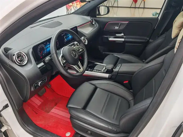 Mercedes-Benz GLA-Class — Фото автомобиля 15