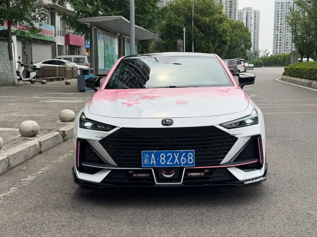 Changan UNI-V — Фото автомобиля 2