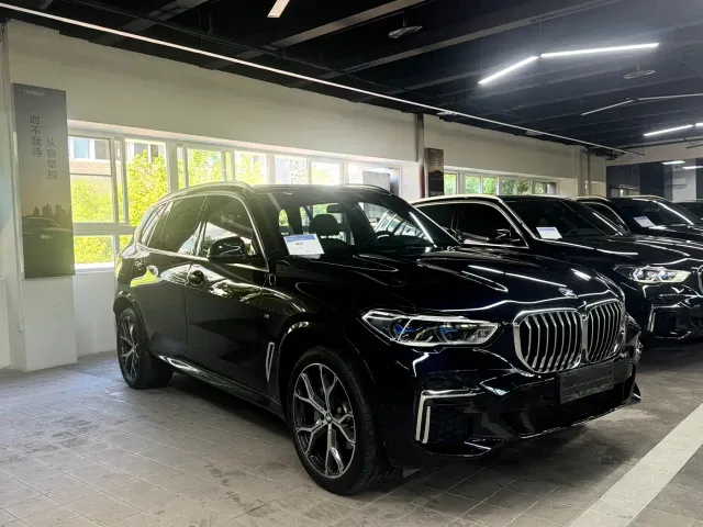BMW X5 — Фото автомобиля 3