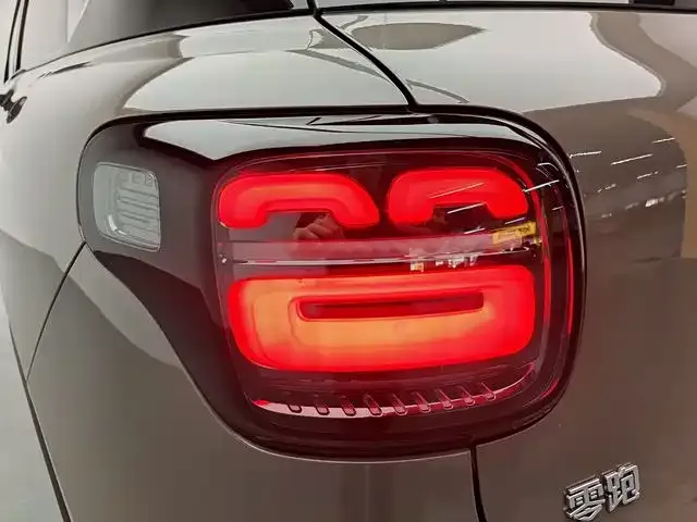 Leapmotor A10 — Фото автомобиля 19