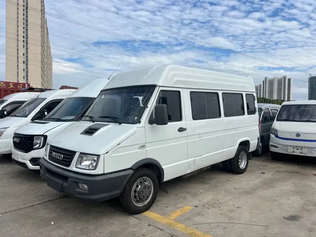 Iveco Daily — Фото автомобиля 2