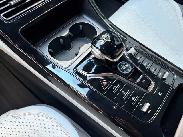 BYD Qin PLUS — Фото автомобиля 9