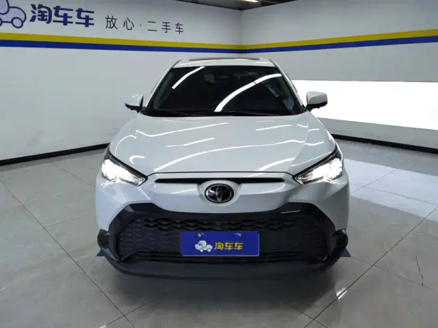 Toyota Frontlander — Фото автомобиля 2