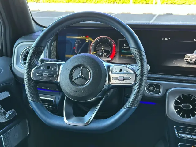 Mercedes-Benz G-Class — Фото автомобиля 16