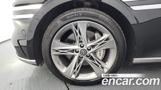 Genesis G90 Бензин 3.5 турбо AWD — Фото автомобиля 3