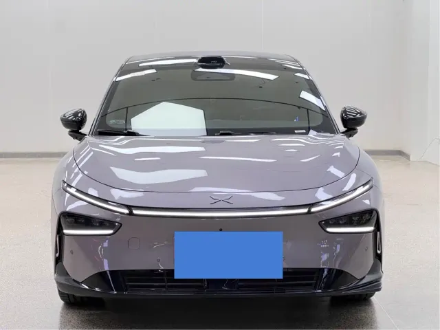Xpeng P7+ — Фото автомобиля 2