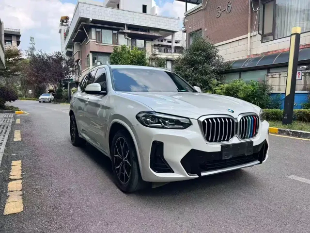 BMW X3 — Фото автомобиля 3